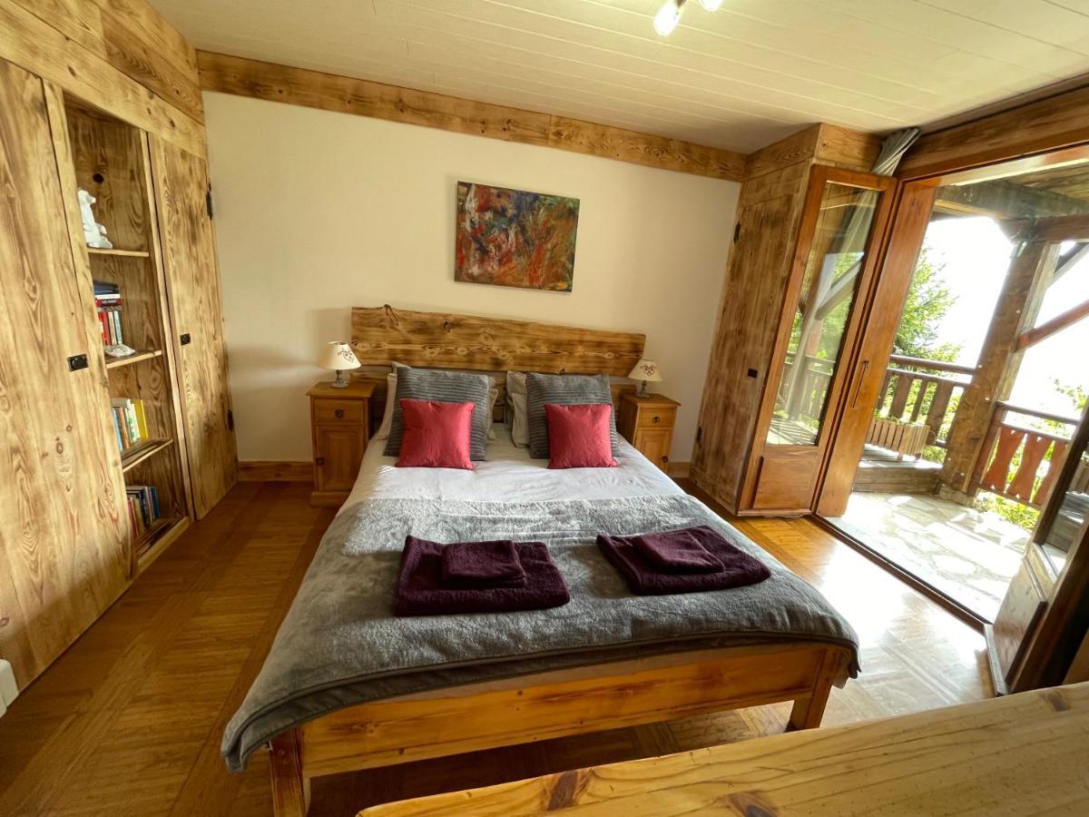 Chalet Le Doux Si, Large Self-contained La Léchère